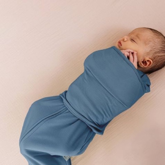 Owlet Dream Sleeper Swaddle Wrap for 0-3 months - Picture 6 of 8